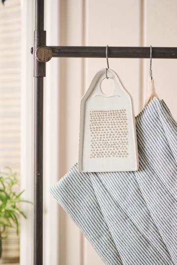 Ceramic Garlic Grater