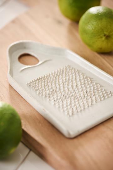 Ceramic Garlic Grater