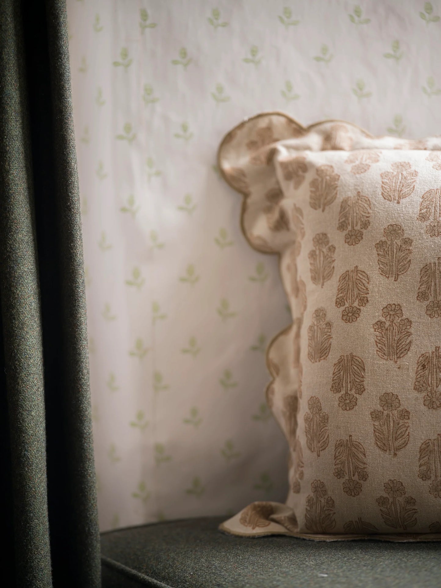 Scallop Block print cushion - Taupe